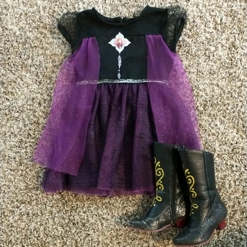 Disney Frozen 2 Anna Dress(3T) and boots(7/8)
